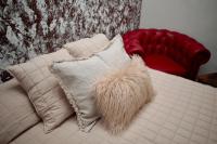 Postel nebo postele na pokoji v ubytování ThePlacetoBe B&B