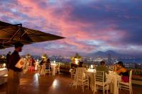 Nespecifikovaný výhled na hory nebo výhled na hory při pohledu z hotelu