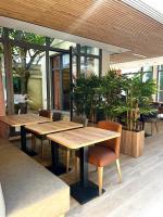 Foto de la galería de Hôtellerie L'Enclos Rey en París