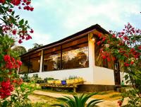 Vườn quanh Emaho Boutique Resort