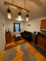 Kuchyň nebo kuchyňský kout v ubytování Apartments Dřevona II