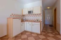 Kuchyňa alebo kuchynka v ubytovaní Apartments in Crikvenica 14070