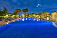 Basen w obiekcie Hotel Petrarca Terme lub w pobliżu