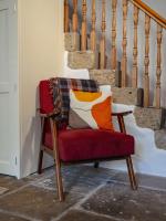 Posezení v ubytování Weavers Cottage by Weavers of Haworth