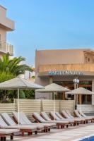 Bazén v ubytovaní Marilena Hotel alebo v jeho blízkosti