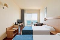 Posteľ alebo postele v izbe v ubytovaní Hotel Best Benalmadena
