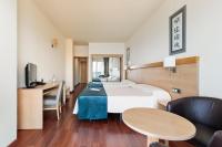 Posteľ alebo postele v izbe v ubytovaní Hotel Best Benalmadena