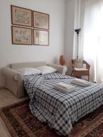 Plan piętra w obiekcie Bright apartment for 5 close to Isola district