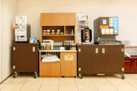 ホテルサンパレス球陽館にあるコーヒーまたはお茶