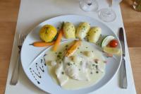 Jídlo v penzionu – hostince nebo okolí