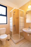 Koupelna v ubytování Mirabella Mackenzie 1 Bedroom Flat Near the Sea