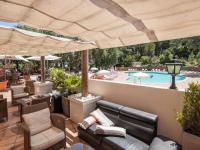 Basen w obiekcie Les Appartements aux Restanques du Golfe de St Tropez - maeva Home - Appartement avec mezzanine 2 Pièces 4 Personnes - Confort MAE-3700 lub w pobliżu