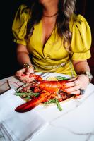 Jídlo v hotelu nebo okolí