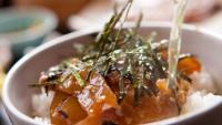 ホテルの敷地内または近くでの食事または食べ物