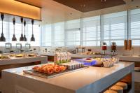 Jídlo v hotelu nebo okolí