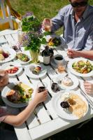 Đồ ăn tại/gần nhà trọ