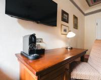 TV a/nebo společenská místnost v ubytování Hotel Latrán