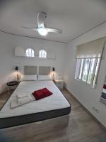 Posteľ alebo postele v izbe v ubytovaní BONITO APARTAMENTO EN DENIA