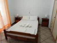 Posteľ alebo postele v izbe v ubytovaní Athina Rooms