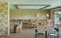 Reštaurácia alebo iné gastronomické zariadenie v ubytovaní Empordà Golf Resort