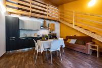 A kitchen or kitchenette at Case Appartamenti Vacanze Da Cien