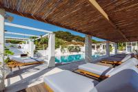 Bazén v ubytování Ampelia Hotel Kassandra nebo v jeho okolí