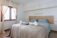 The floor plan of Spacious apartment with city view in Llafranc - 98 m²