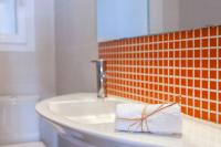 The floor plan of Spacious apartment with city view in Llafranc - 98 m²