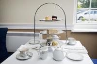 Kohvi ja tee valmistamise võimalus majutusasutuses Basingstoke Hotel
