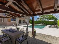 Bazén v ubytování Villa Anastasia by Interhome nebo v jeho okolí