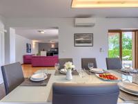 Posezení v ubytování Villa Anastasia by Interhome
