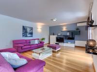 Posezení v ubytování Villa Anastasia by Interhome