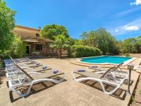 Basen w obiekcie Holiday Home Cas Frare ESB100 by Interhome lub w pobliżu