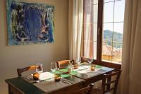 Nespecifikovaný výhled na hory nebo výhled na hory při pohledu z hotelu