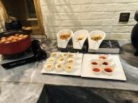 Jídlo v hotelu nebo okolí