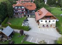 Budynek, w którym mieści się hotel