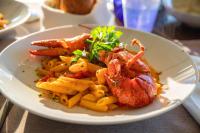 Φαγητό σε αυτό το ξενοδοχείο ή κάπου εκεί κοντά