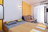 Postel nebo postele na pokoji v ubytování Apartments by the sea Jadranovo, Crikvenica - 16739
