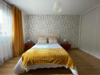 Posteľ alebo postele v izbe v ubytovaní Apartamento Villa de Cartes
