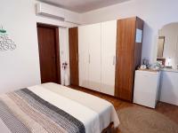 Postel nebo postele na pokoji v ubytování Room Tai - Spacious and Comfy with Private Terrace