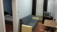 TV a/nebo společenská místnost v ubytování Zafer Hostel