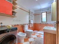 Kúpeľňa v ubytovaní Holiday Home Starci by Interhome