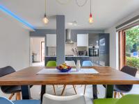 Kuchyňa alebo kuchynka v ubytovaní Holiday Home Starci by Interhome