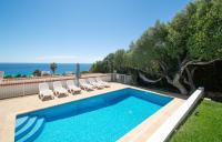 Bazén v ubytování Villa Belinda by Sonne Villas nebo v jeho okolí