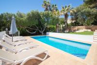 Bazén v ubytování Villa Belinda by Sonne Villas nebo v jeho okolí