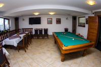 Biliardový stôl v ubytovaní Penzión Vila Petra Bed&Breakfast