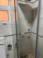 Koupelna v ubytování Ultra modern & cozy 2BD apartment