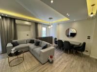 Posezení v ubytování Ultra modern & cozy 2BD apartment