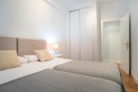 Posteľ alebo postele v izbe v ubytovaní Playa Gros - IB. Apartments