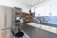 Kuchyň nebo kuchyňský kout v ubytování Playa Santiago Apt By Dream Homes Tenerife